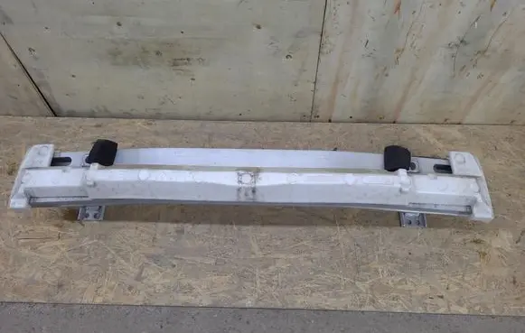 Toyota Prius+ (ZVW40) Front bumper cross member 