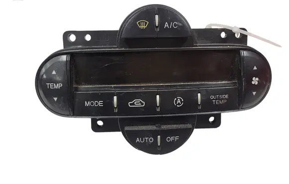 KIA Carens II Climate control unit 0K2FB61190