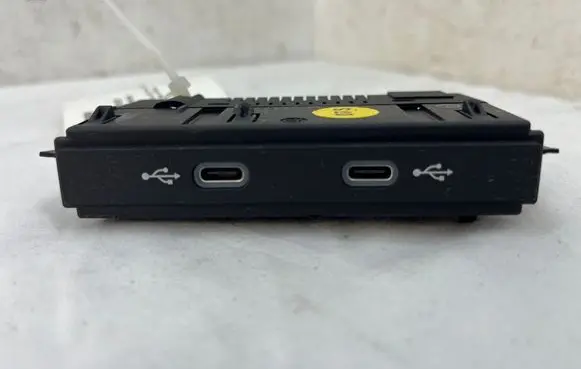 Volkswagen Golf VIII USB socket connector 5NA035700