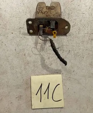 Volvo V40 Tailgate lock latch 30812702