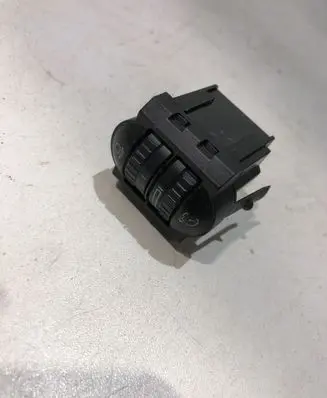 Volkswagen Golf V Headlight level height control switch 1K0941333
