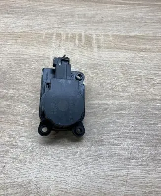 Opel Zafira A Air flap motor/actuator DA644001U EVD105