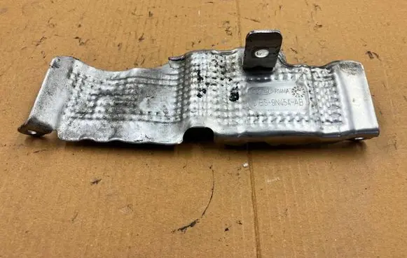 Ford Focus Heat shield in engine bay C1BG9N454AB