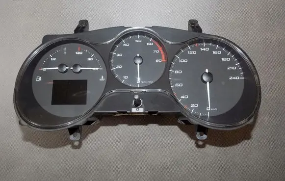 Seat Altea XL Speedometer (instrument cluster) 1P0920810H