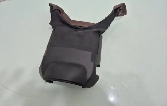 Alfa Romeo Stelvio Steering wheel column trim 