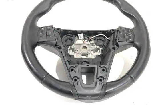 Volvo V40 Steering wheel