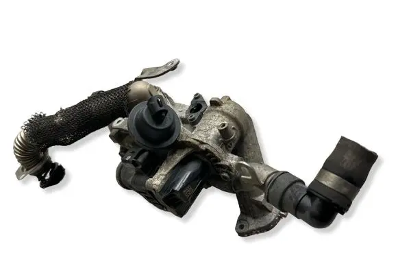 Ford S-MAX EGR valve 70215626 9802194080