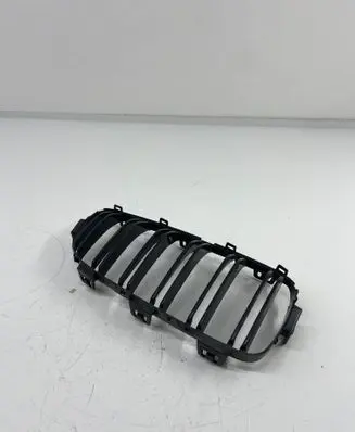 BMW M4 F82 F83 Front grill 8054332