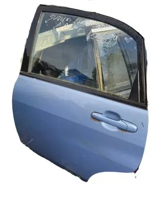 Suzuki Liana Rear door