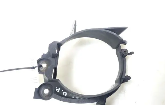 Toyota Urban Cruiser (XP110) Fog light bracket 8148152280