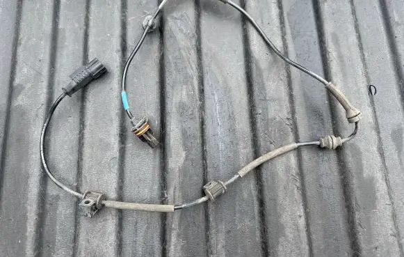 KIA Sportage Front ABS sensor wiring 95671D3000