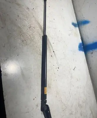 Subaru Outback Tailgate/trunk strut/damper