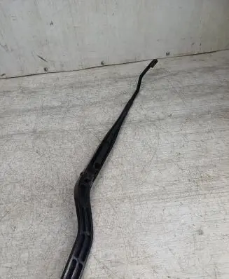 Opel Vectra C Front wiper blade arm 09185812