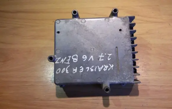Chrysler 300M Engine control unit/module 04606936AD