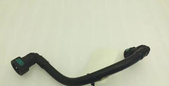Porsche Panamera (970) Breather hose/pipe 97010631201