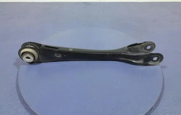 BMW M5 Rear control arm 6893528