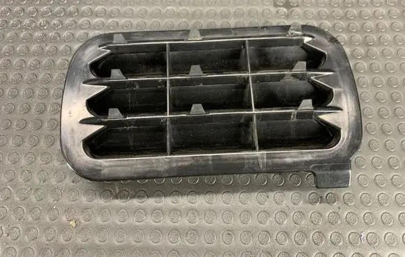 Mercedes-Benz SL R129 Quarter panel pressure vent 1248370230