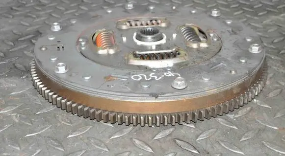 Lexus RX 330 - 350 - 400H Flywheel 5K250240