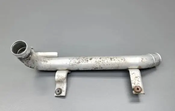Intercooler hose/pipe