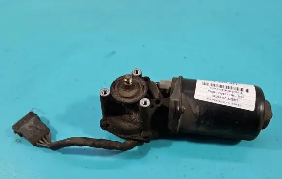 Peugeot Expert Wiper motor IMPRK1379827