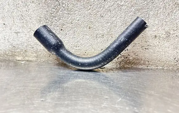 Opel Vectra C Coolant pipe/hose 93180497 6302610 133349
