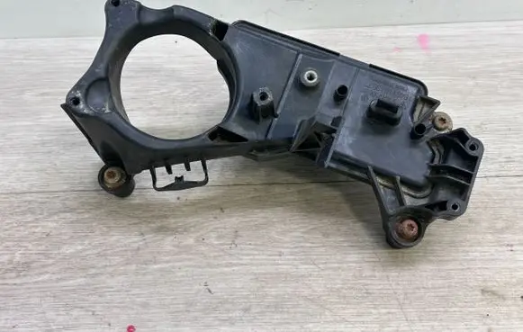 Vacuum air tank