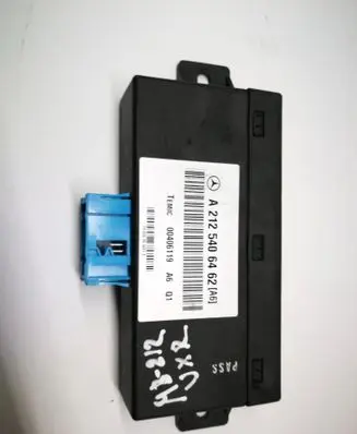 Mercedes-Benz E W212 Air suspension control unit module (rear) A2125406462