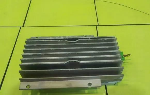 Land Rover Range Rover L322 Sound amplifier XQK500070 13AB112