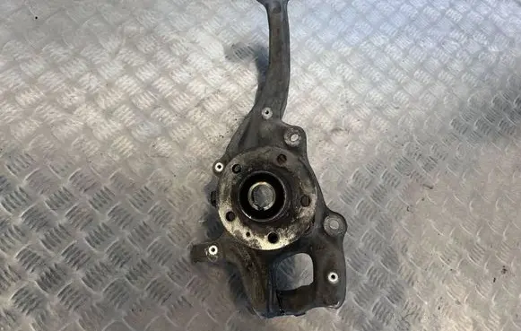 Audi A4 S4 B8 8K Front wheel hub spindle knuckle 8K0407257A 4G0407241C