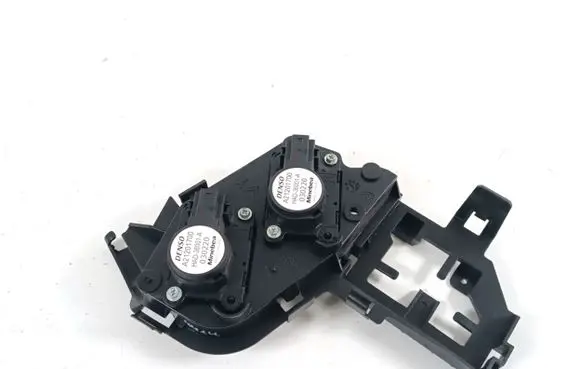 Opel Vivaro Air flap motor/actuator 1609705180
