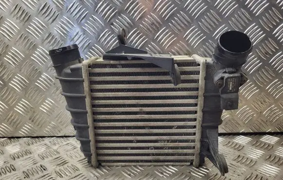 Volkswagen Polo IV 9N3 Intercooler radiator 862403N