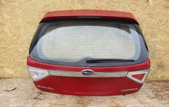 Subaru Impreza III Tailgate/trunk/boot lid