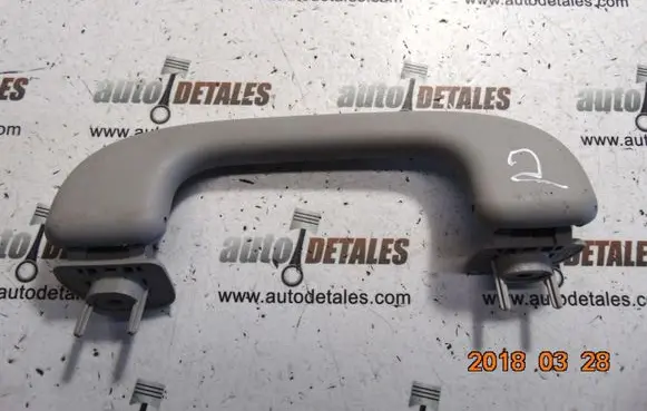 Mercedes-Benz GL X164 Front interior roof grab handle A1648100354