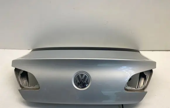 Volkswagen PASSAT CC Tailgate/trunk/boot lid