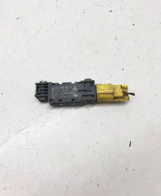 Audi A4 S4 B7 8E 8H Airbag deployment crash/impact sensor 8E0959651 020165