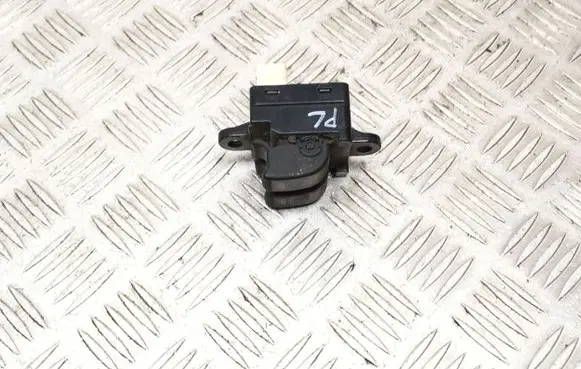 Hyundai Atos Prime Electric window control switch 9357005050 9358005000