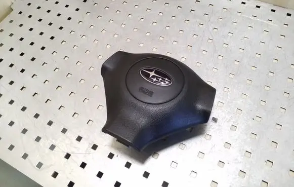 Subaru Outback Steering wheel airbag