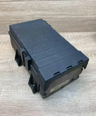 Chrysler Voyager Fuse module 05144579AB 05144509AB