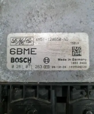 Ford Focus C-MAX Engine control unit/module 0281011263 4M5112A650ND