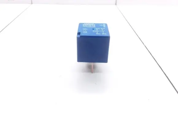 Renault Captur Other relay 8200786806 25000100