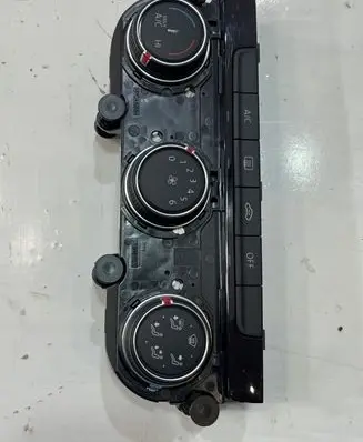 Volkswagen Golf VII Climate control unit 5G0907426J | 888.112.782