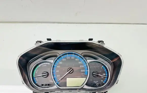 Toyota Yaris Speedometer (instrument cluster) 838000UL60