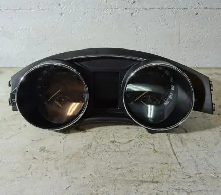 Skoda Superb B6 (3T) Speedometer (instrument cluster) 3T1920841E
