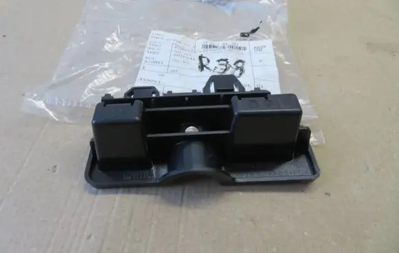 Mini Cooper Countryman F60 Fender mounting bracket 51775A0C191