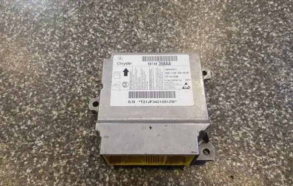 Chrysler Voyager Airbag control unit/module 68148358AA