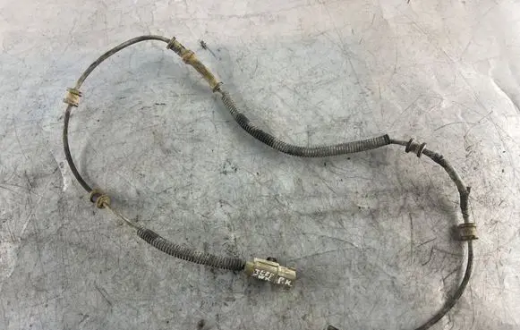 Jeep Grand Cherokee (WK) ABS brake wheel speed sensor