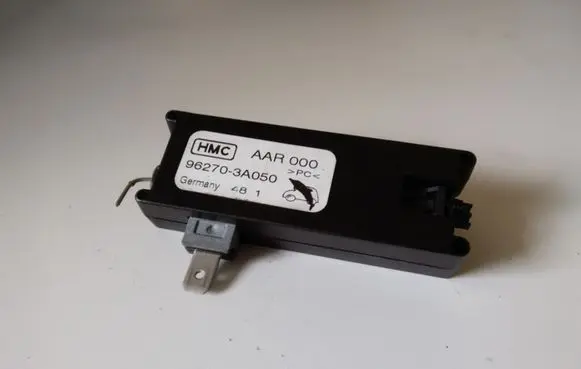 Hyundai Trajet Aerial antenna amplifier 962703A050