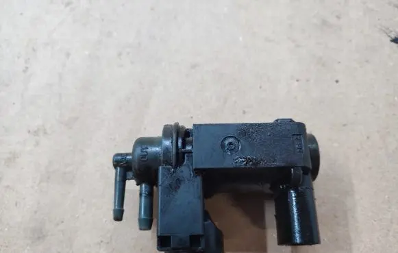 Audi A5 Sportback 8TA Turbo solenoid valve 059906627