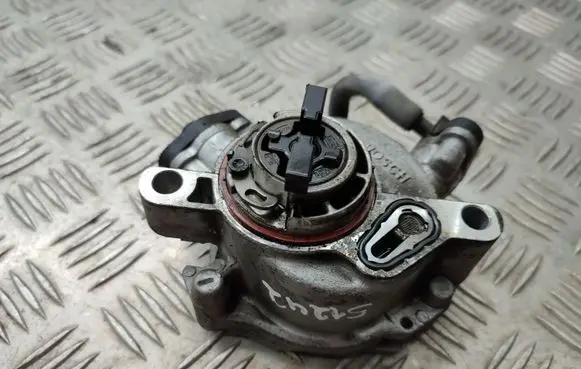 Ford B-MAX Vacuum pump 9804021880