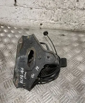 Alfa Romeo 166 Engine bonnet/hood lock/catch